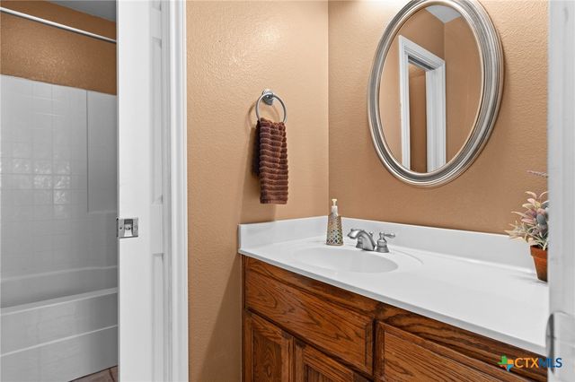 1712 Indian Camp Trail, Copperas Cove, TX 76522