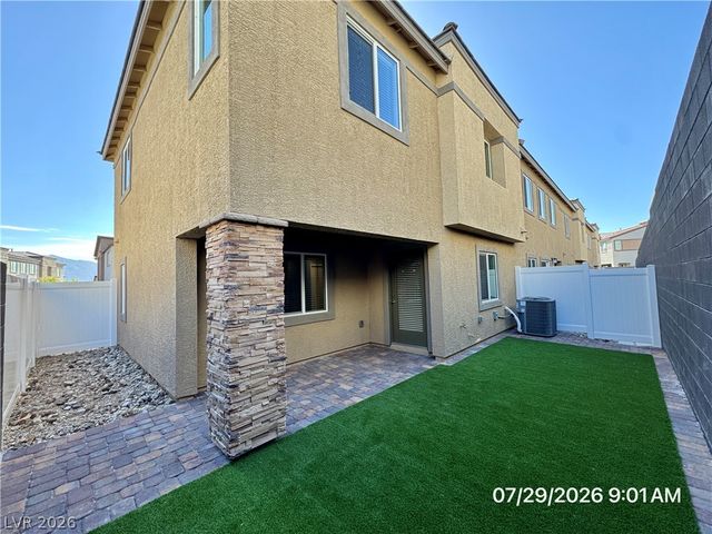 9325 Kent Falls Place, Las Vegas, NV 89143