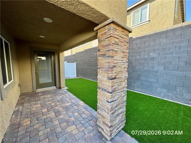 9325 Kent Falls Place, Las Vegas, NV 89143