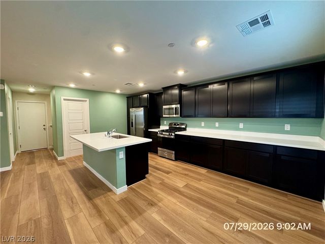 9325 Kent Falls Place, Las Vegas, NV 89143