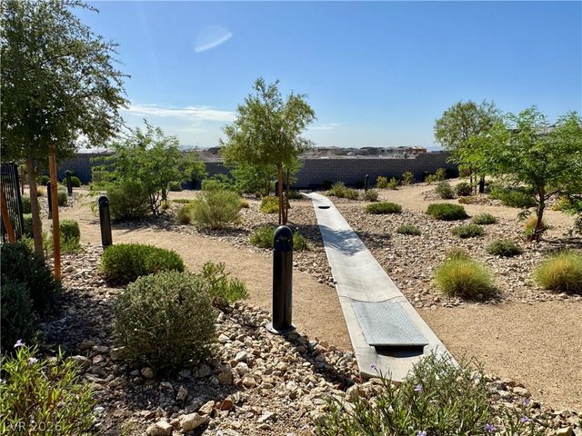 9325 Kent Falls Place, Las Vegas, NV 89143