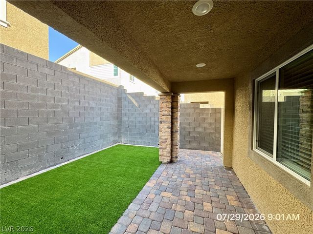 9325 Kent Falls Place, Las Vegas, NV 89143