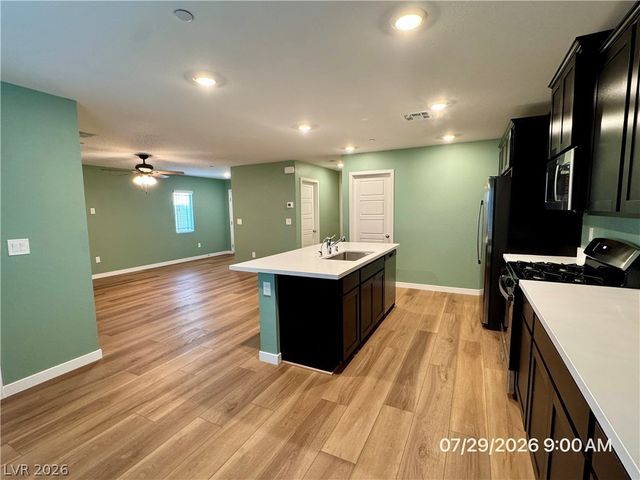 9325 Kent Falls Place, Las Vegas, NV 89143