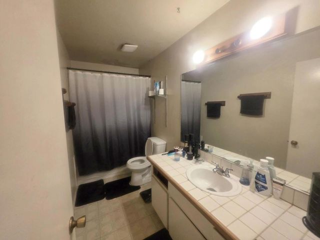 1772 N Widdows Way 1, Orange, CA 92865