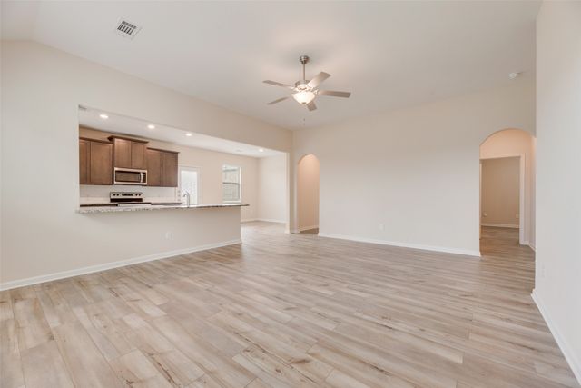 281 Moonstone Way, Princeton, TX 75407