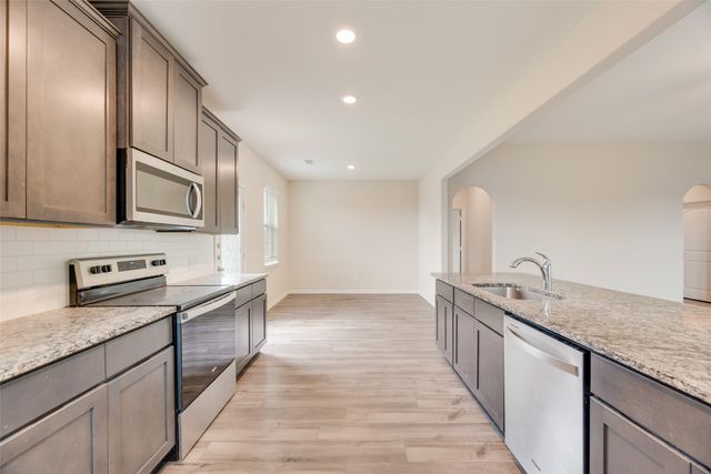 281 Moonstone Way, Princeton, TX 75407