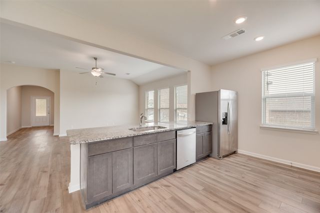 281 Moonstone Way, Princeton, TX 75407