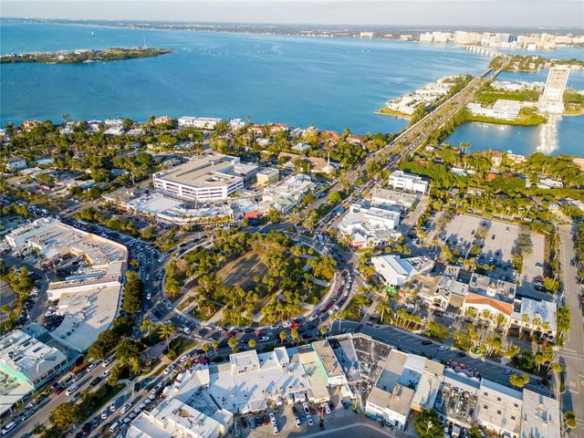 16418 WINBURN DRIVE, Sarasota, FL 34240