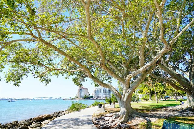 16418 WINBURN DRIVE, Sarasota, FL 34240