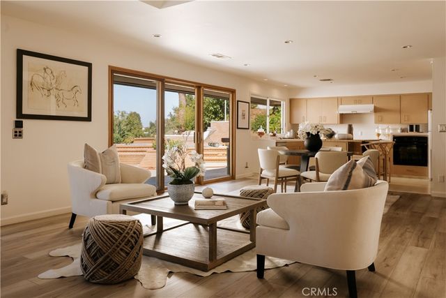 16347 Mandalay Drive, Encino, CA 91436