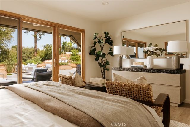 16347 Mandalay Drive, Encino, CA 91436
