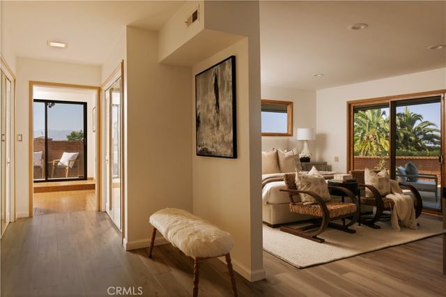16347 Mandalay Drive, Encino, CA 91436