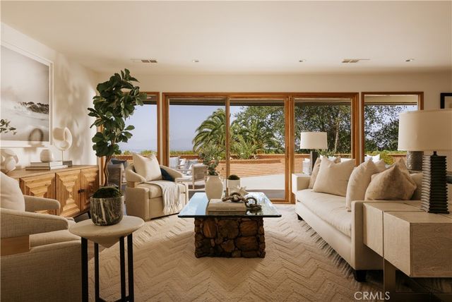 16347 Mandalay Drive, Encino, CA 91436