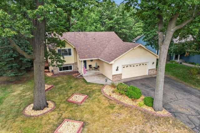 1913 125th Lane NE, Blaine, MN 55449