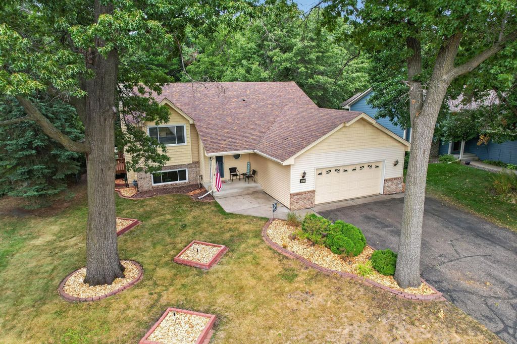 1913 125th Lane NE, Blaine, MN 55449 — exterior