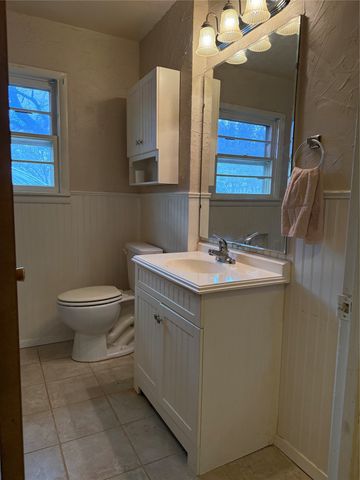 510 S Oaklawn Avenue, Eastland, TX 76448