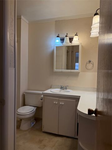 510 S Oaklawn Avenue, Eastland, TX 76448