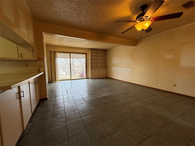 510 S Oaklawn Avenue, Eastland, TX 76448