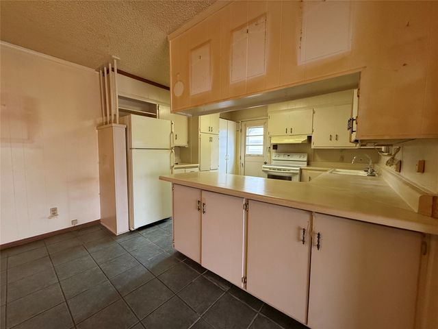 510 S Oaklawn Avenue, Eastland, TX 76448