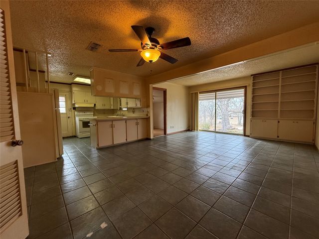 510 S Oaklawn Avenue, Eastland, TX 76448