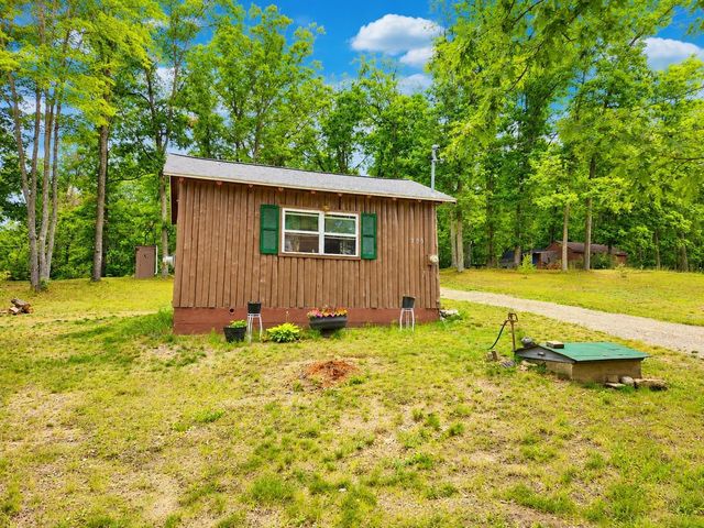 303 N Beverly Drive, Harrison, MI 48625