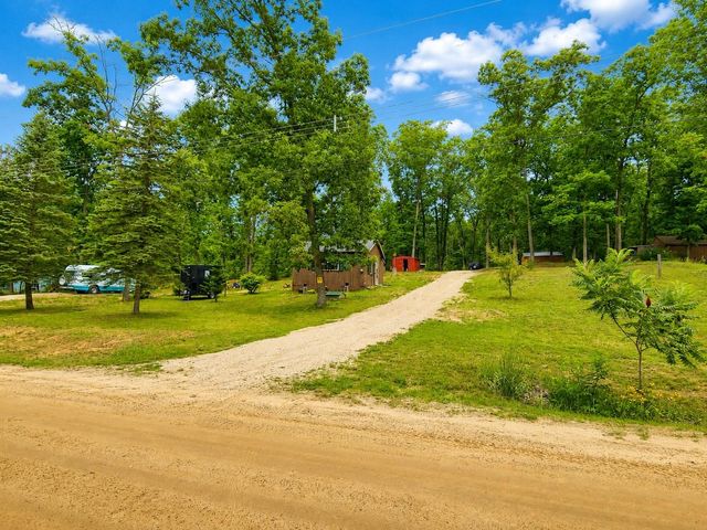 303 N Beverly Drive, Harrison, MI 48625