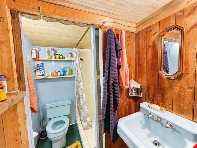303 N Beverly Drive, Harrison, MI 48625