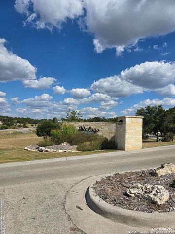 2142 Alto Lago, Canyon Lake, TX 78133