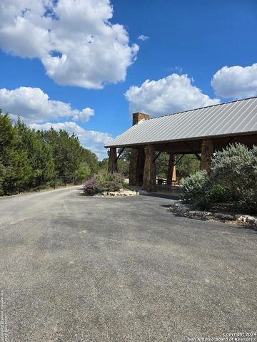 2142 Alto Lago, Canyon Lake, TX 78133