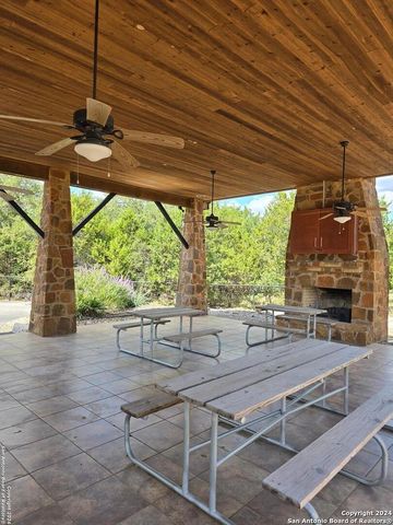 2142 Alto Lago, Canyon Lake, TX 78133