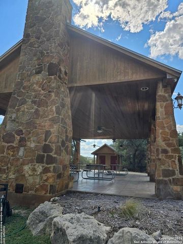 2142 Alto Lago, Canyon Lake, TX 78133