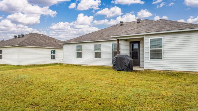 32 Summer Wind Road, Conway, AR 72032