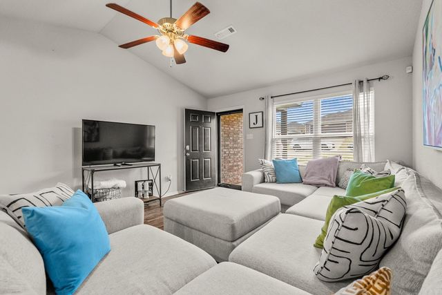 32 Summer Wind Road, Conway, AR 72032