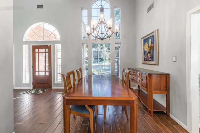 208 Springs Edge Drive, Conroe, TX 77356