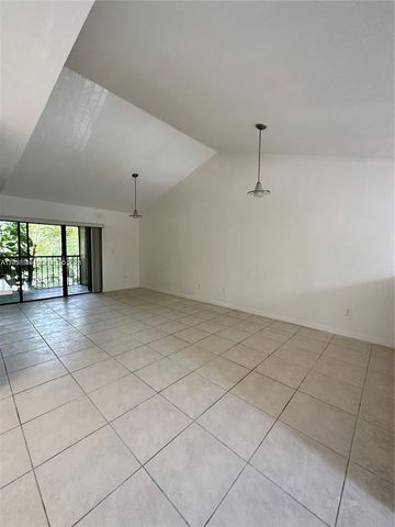 9607 SW 138th Avenue TC2R, Miami, FL 33186