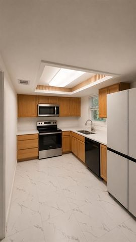 800 MARY STREET, Edgewater, FL 32132