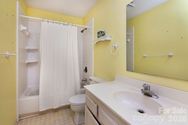 6116 Heath Ridge Court H, Charlotte, NC 28210