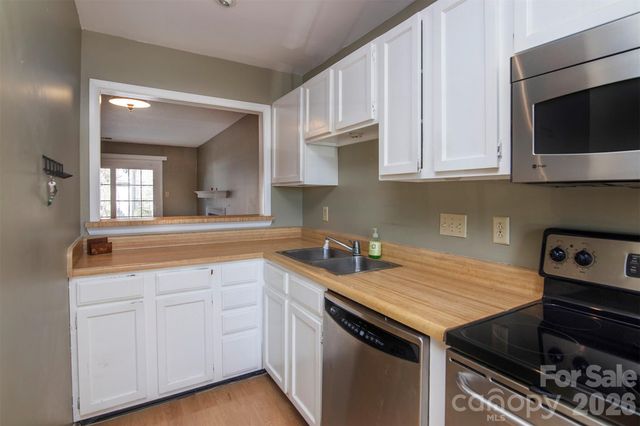 6116 Heath Ridge Court H, Charlotte, NC 28210