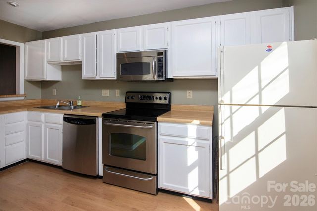 6116 Heath Ridge Court H, Charlotte, NC 28210