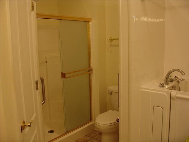 17205 E 44th Street Court S, Independence, MO 64055