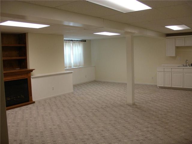 17205 E 44th Street Court S, Independence, MO 64055