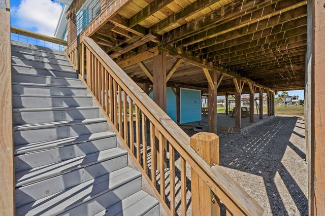 4123 Conn Street, Port Bolivar, TX 77650