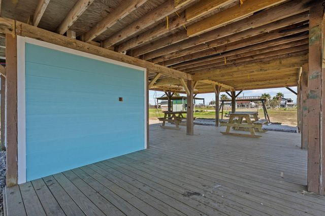 4123 Conn Street, Port Bolivar, TX 77650