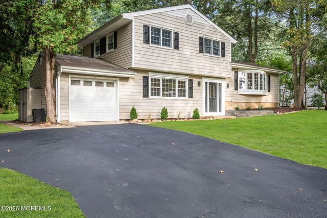 52 Ryders Lane, East Brunswick, NJ 08816