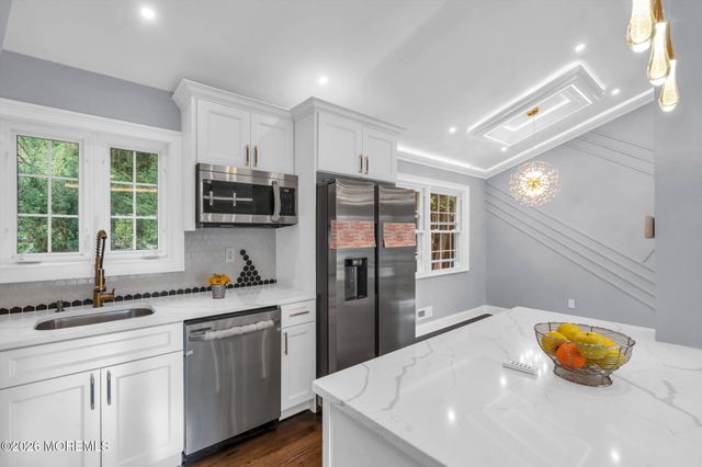 52 Ryders Lane, East Brunswick, NJ 08816