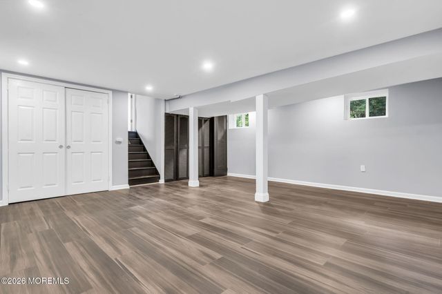 52 Ryders Lane, East Brunswick, NJ 08816