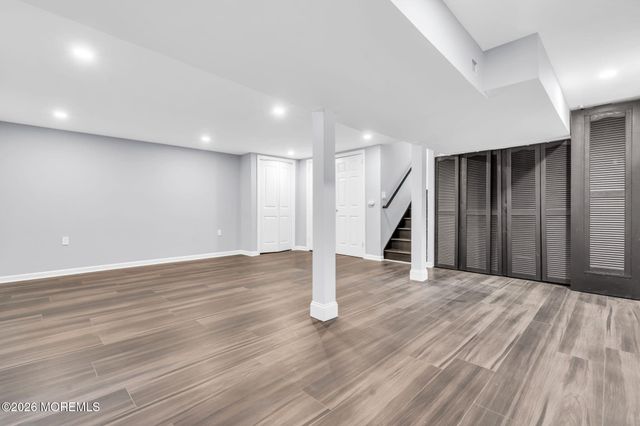 52 Ryders Lane, East Brunswick, NJ 08816