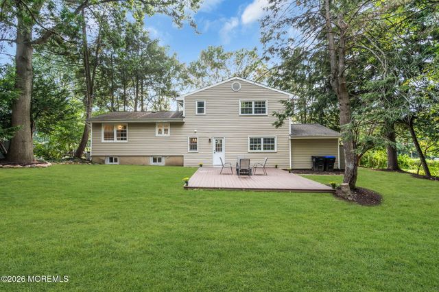 52 Ryders Lane, East Brunswick, NJ 08816