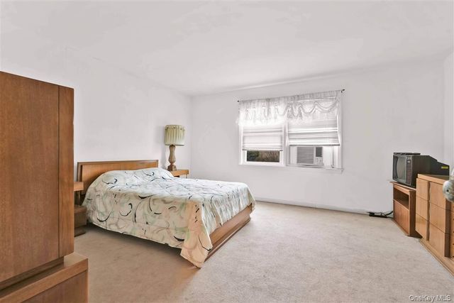 84-92 Austin Street, Kew Gardens, NY 11415