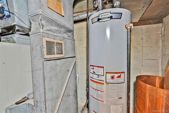 84-92 Austin Street, Kew Gardens, NY 11415